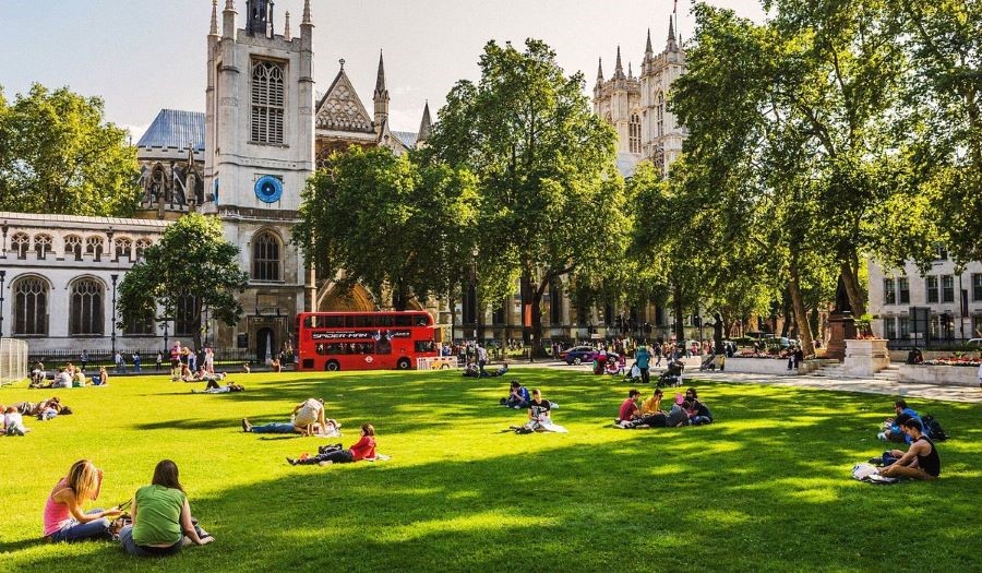 Khung cảnh ấm áp, ngọt ngào của mùa thu London