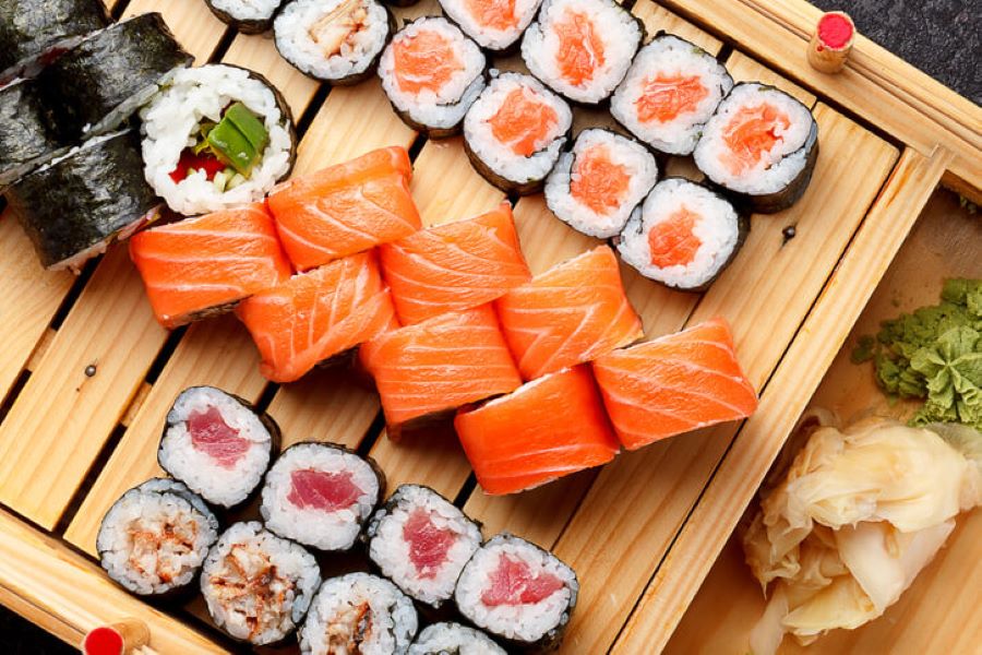 Sashimi là món ăn đại diện cho nét văn hóa ẩm thực đồ sống tại Nhật Bản