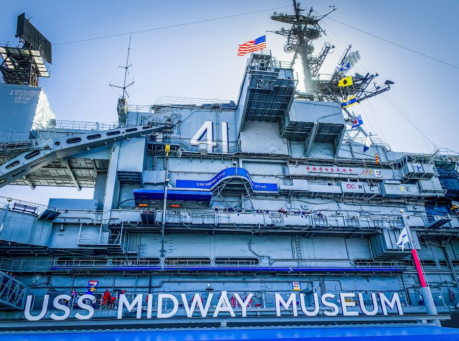 Tàu sân bay USS Midway là mẫu hạm phục vụ lâu nhất của quân đội Mỹ trong thế kỷ 20